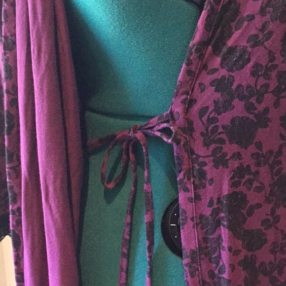 La Vie En Rose, Purple Robe - Picture 5 of 9